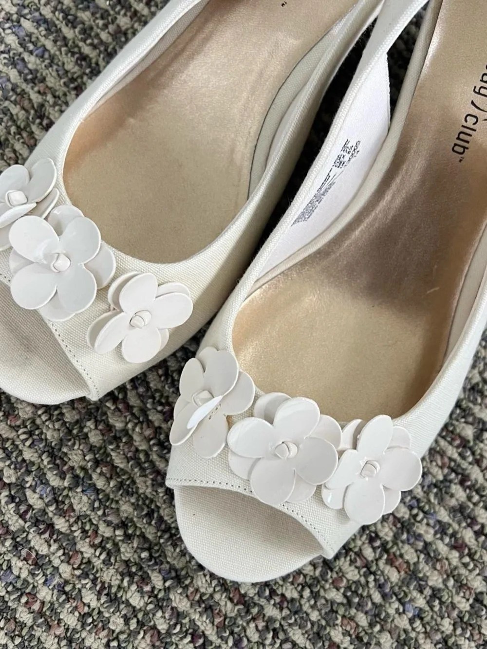 Y2K White Floral Appliqué Slingback Wedge Sandals